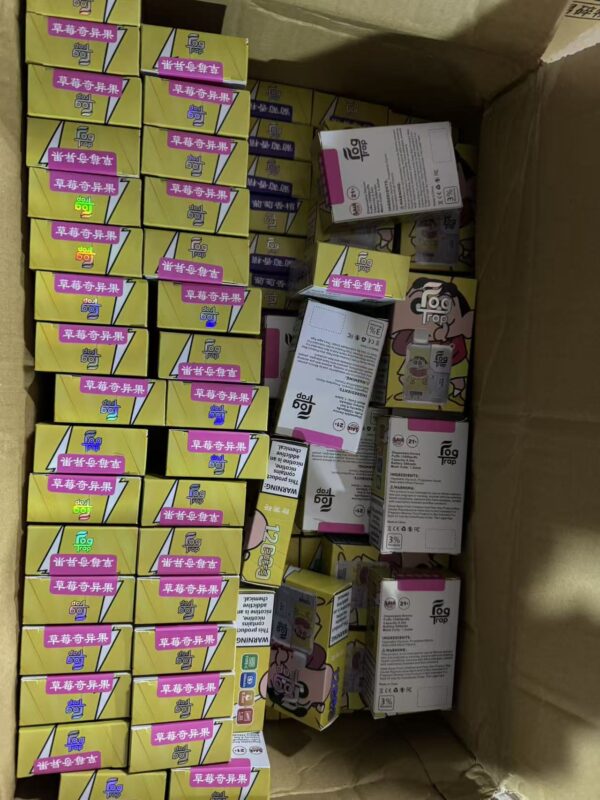Fogtrap拉布布|蠟筆小新聯名款12000口抛棄式電子煙